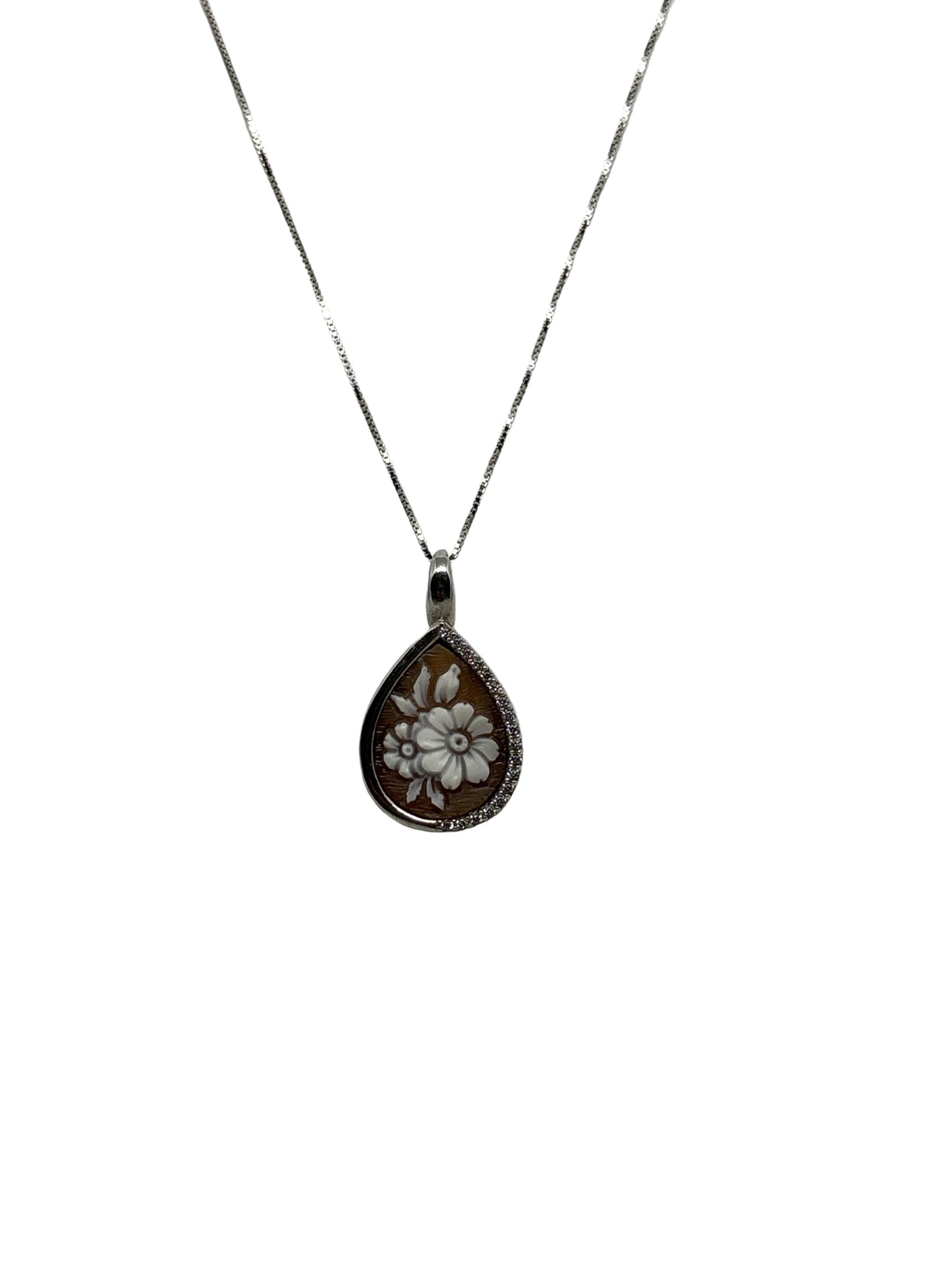 Collana in Cammeo incisione "Fiore"