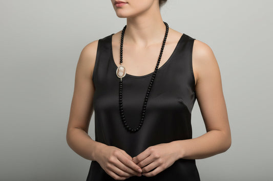 Collana in Agata e Cammeo Incisione "Fiori"