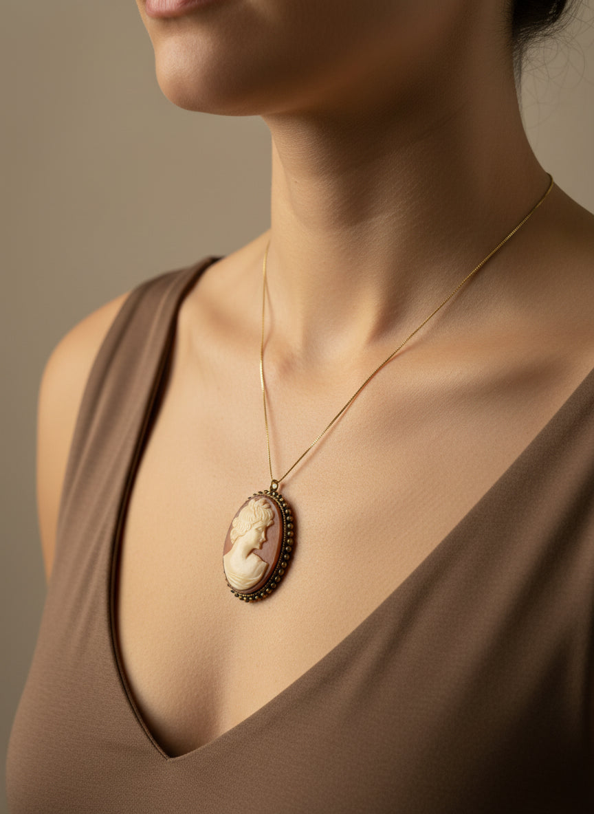 Spilla Pendente in Cammeo incisione "Profilo di Donna"