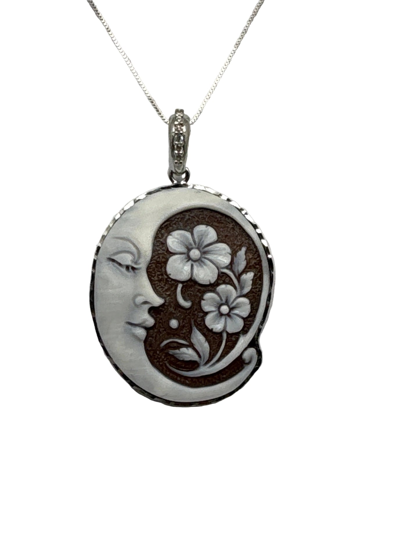 Pendente in Cammeo incisione "Luna"