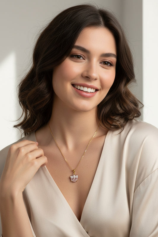 Pendente in Cammeo incisione Libellula
