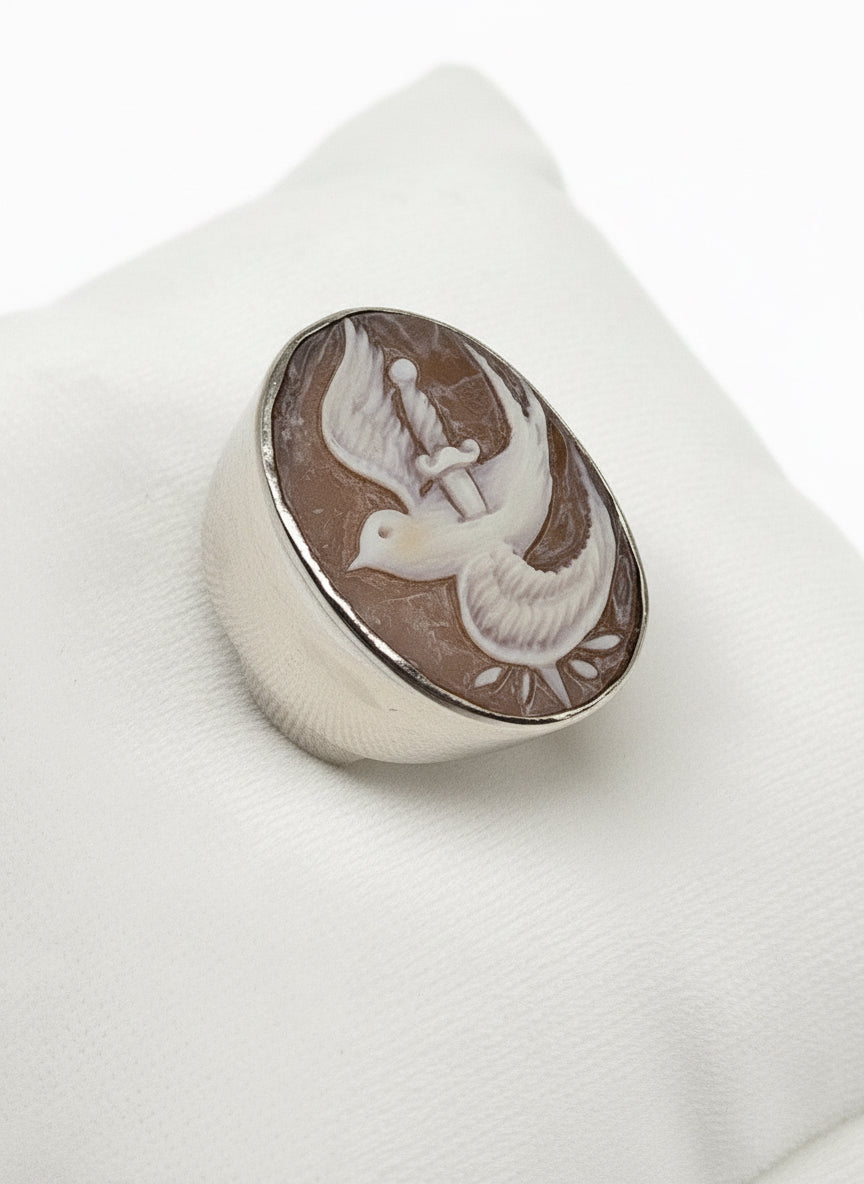 Anello in Cammeo Incisione "Colomba"