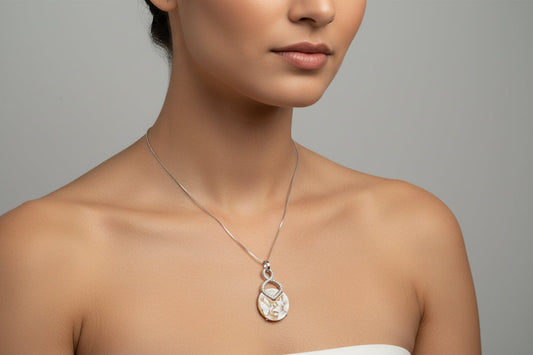 Collana in Cammeo incisione "Fiore"