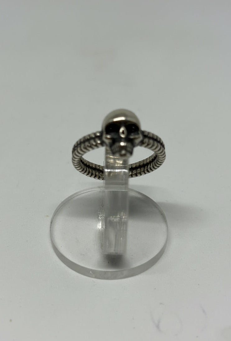 Anello in Argento "Incisione Teschio"
