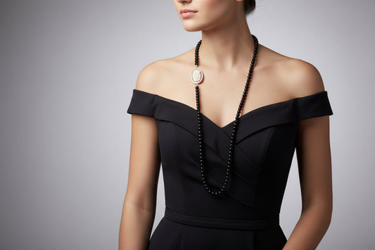 Collana in Agata e Cammeo incisione "Fiori"