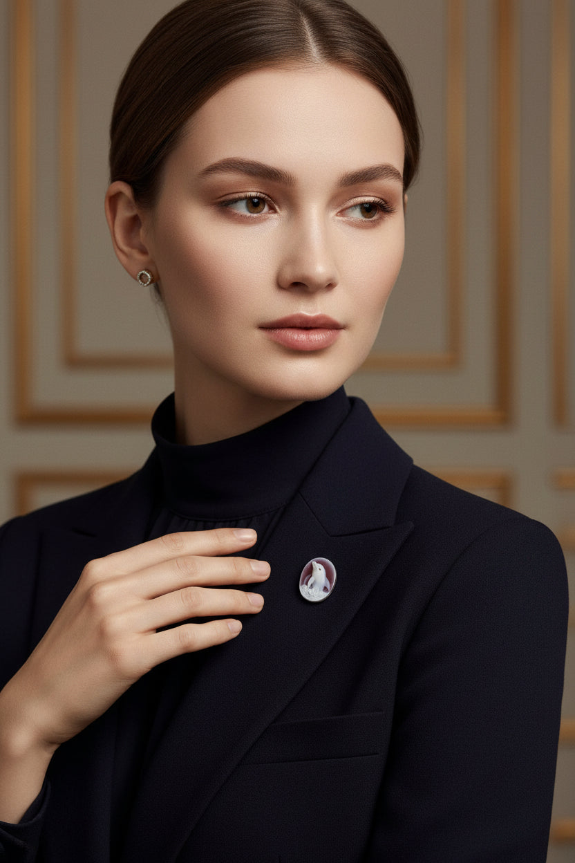 Cammeo Nudo in Agata incisione Delfino