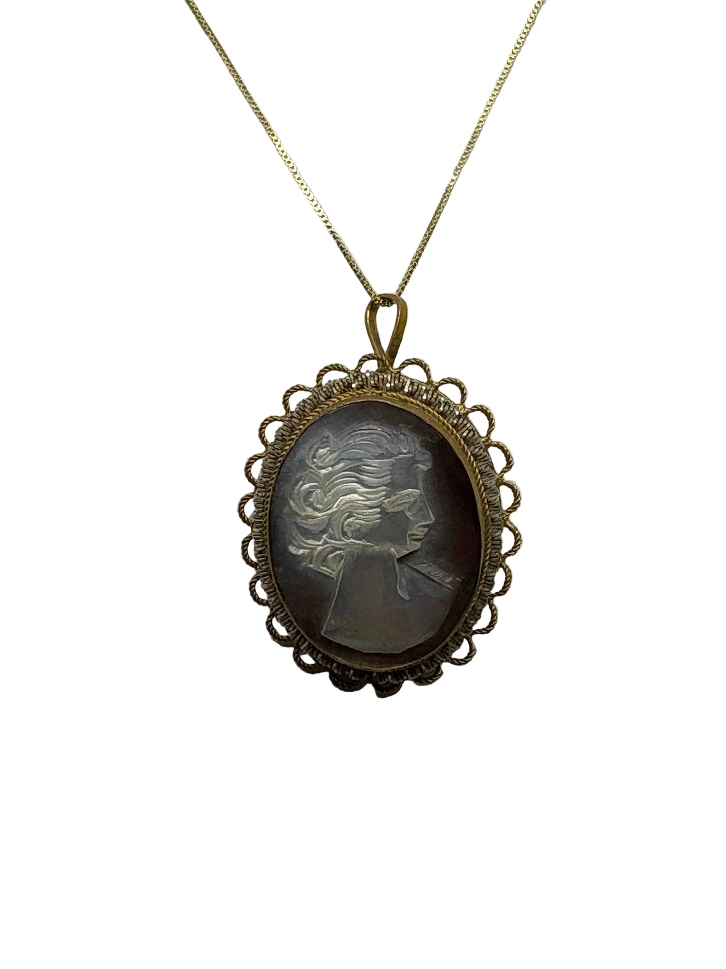 Pendente in Cammeo incisione "Profilo di Donna"