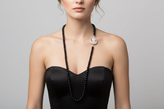 Collana in Agata e Cammeo incisione "Profilo di Donna"