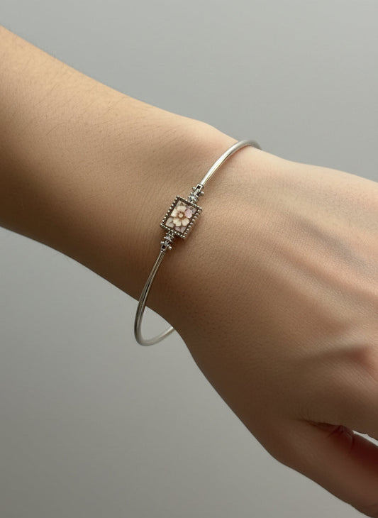 Bracciale in Cammeo incisione "Fiore"