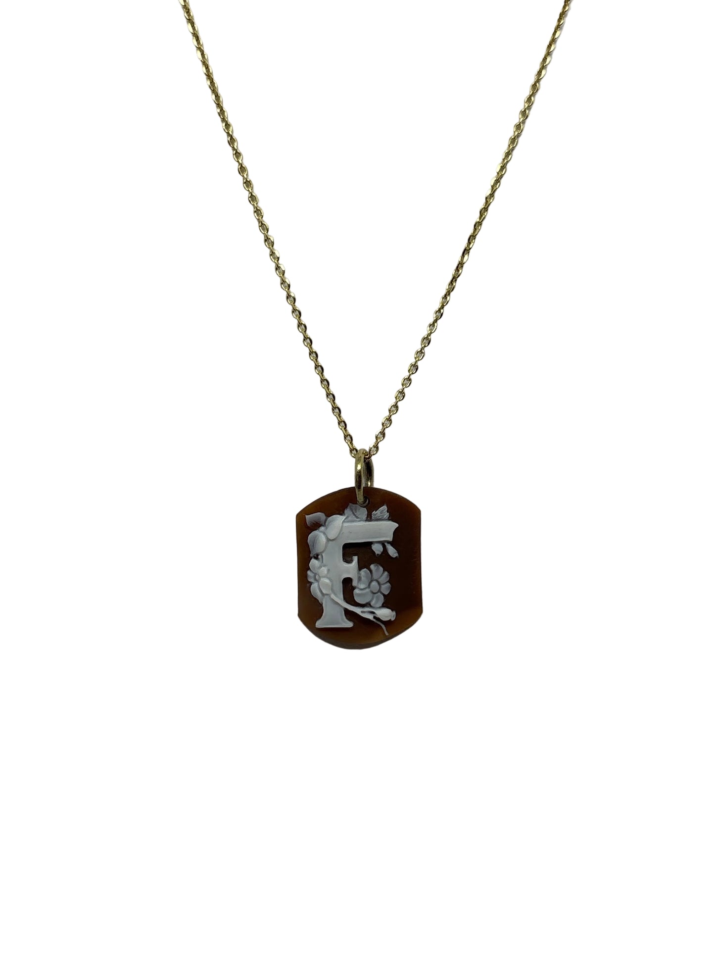 Pendente in Cammeo incisione "Lettera F"
