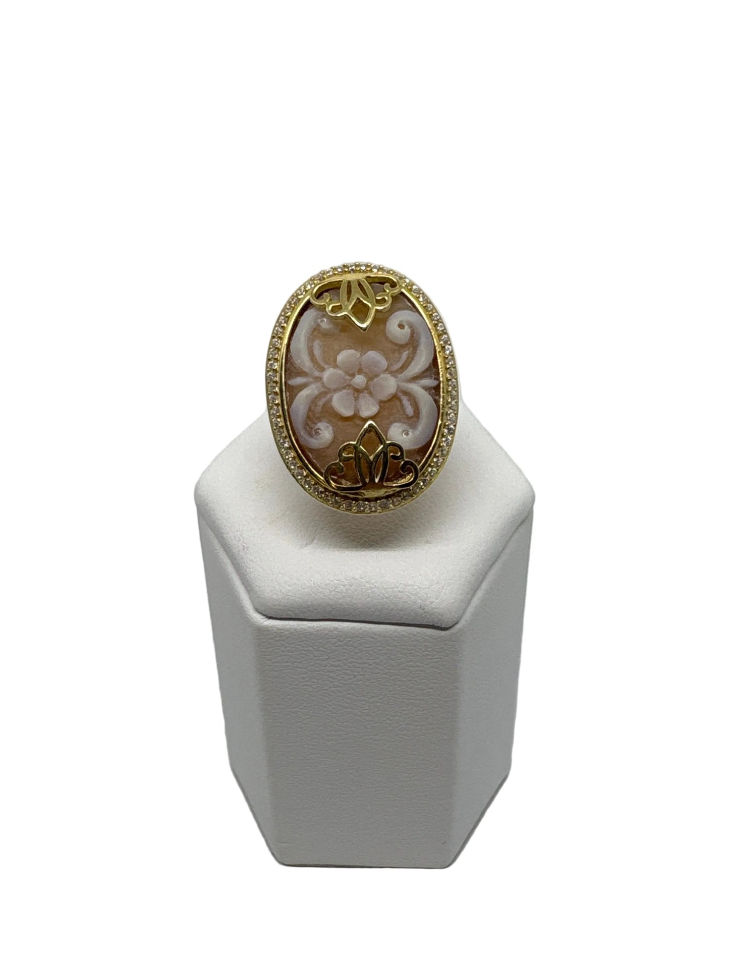 Anello in Cammeo incisione "Fiori"