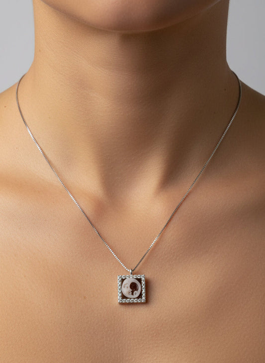 Collana in Cammeo incisione "Luna"