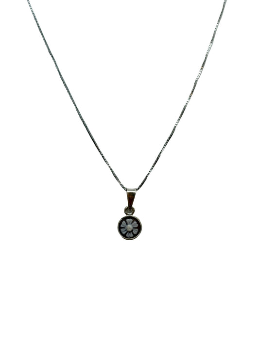 Pendente in Cammeo incisione "Fiore"