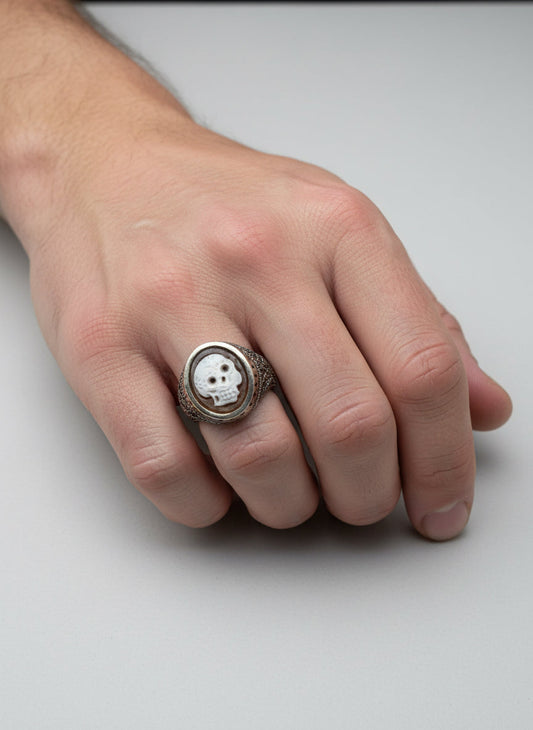 Anello in Cammeo "Incisione Teschio"