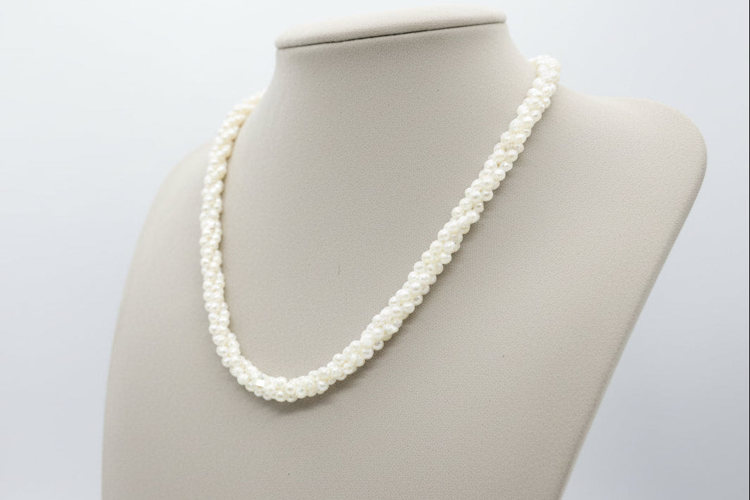 Collana Torchon  in Madreperla