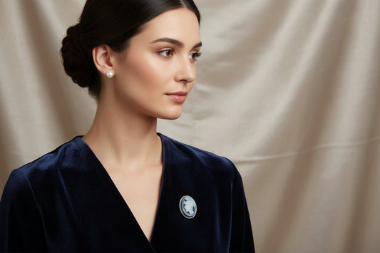 Cammeo Nudo in Agata con Incisione Guerriero