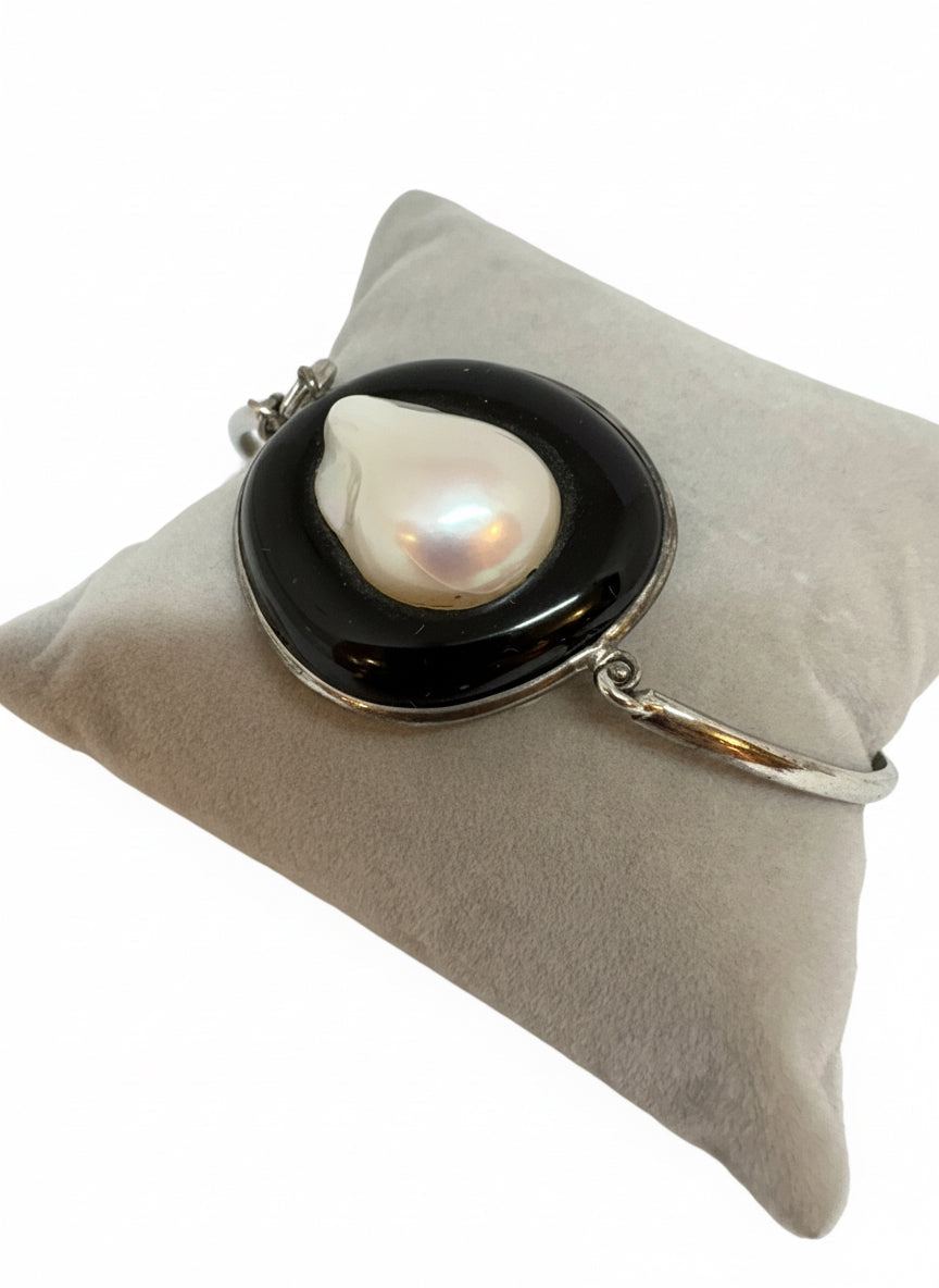 Bracciale Rigido in Agata e Perla