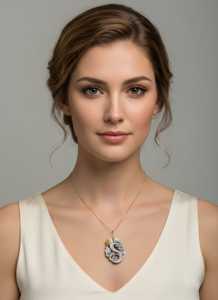 Pendente in Cammeo incisione "Lettere" S