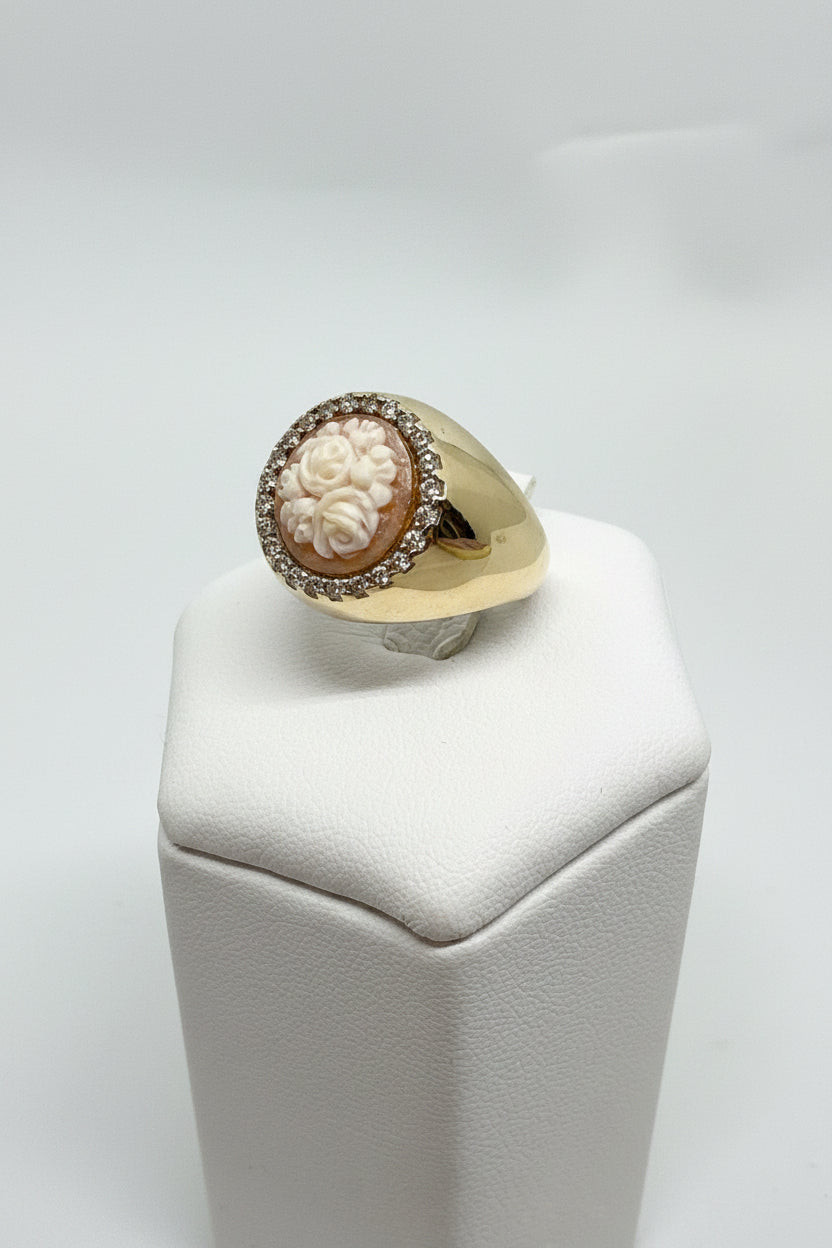 Anello in Cammeo Artistico incisione "Fiori"