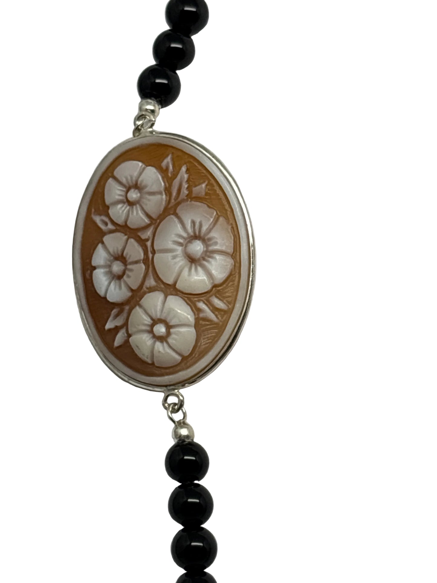 Collana in Agata e Cammeo incisione "Fiori"