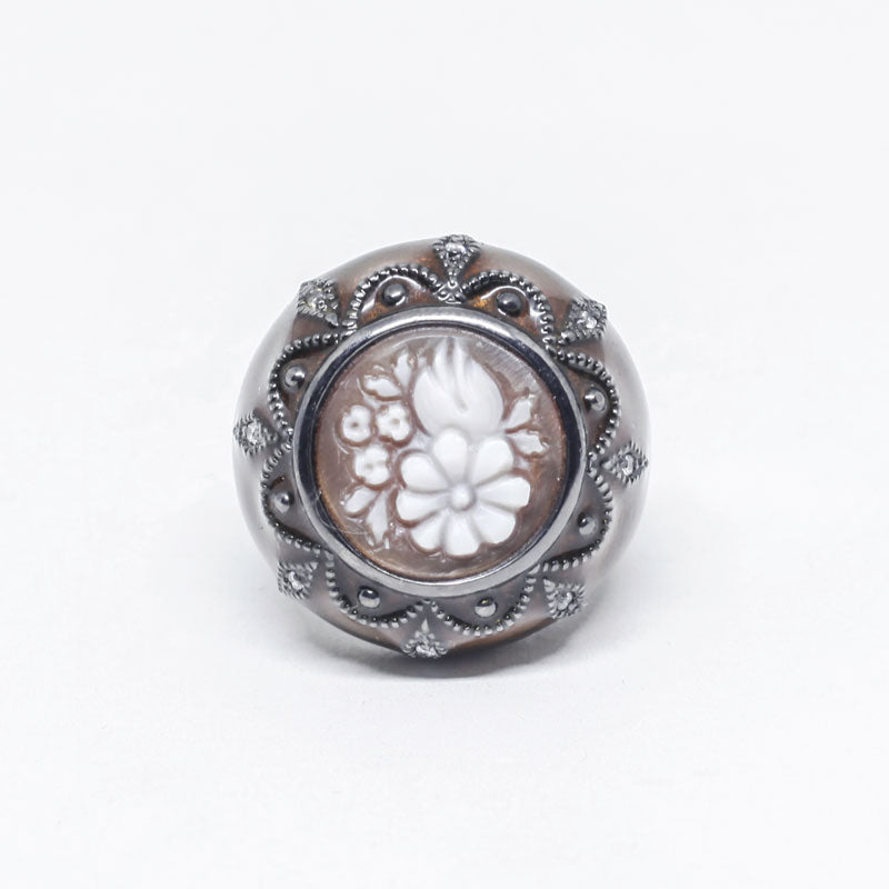 Italian Cameo Ring Embossed Flowers Cameo