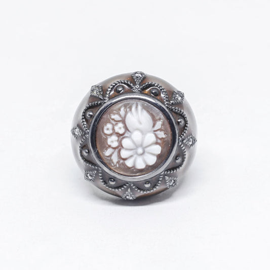 Italian Cameo Ring Embossed Flowers Cameo