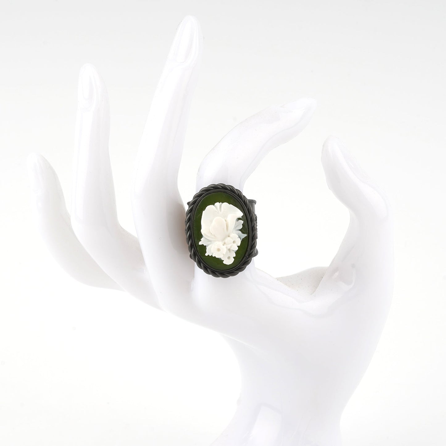 Anello-Cameo-Italiano-Raffaello-Cammeo-Bouquet-Rodio-Nero