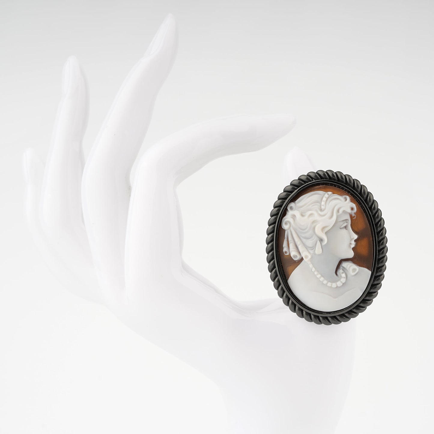 Anello-Cameo-Italiano-Raffaello-Cammeo-Profilo-Donna-Rodio-Nero