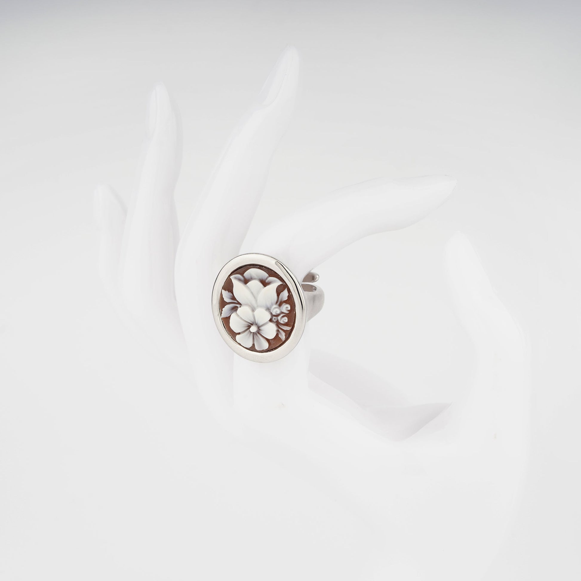 Anello-Cameo-Italiano-Romantica-Il-Piccolo-Museo-del-Cammeo-Bouquet