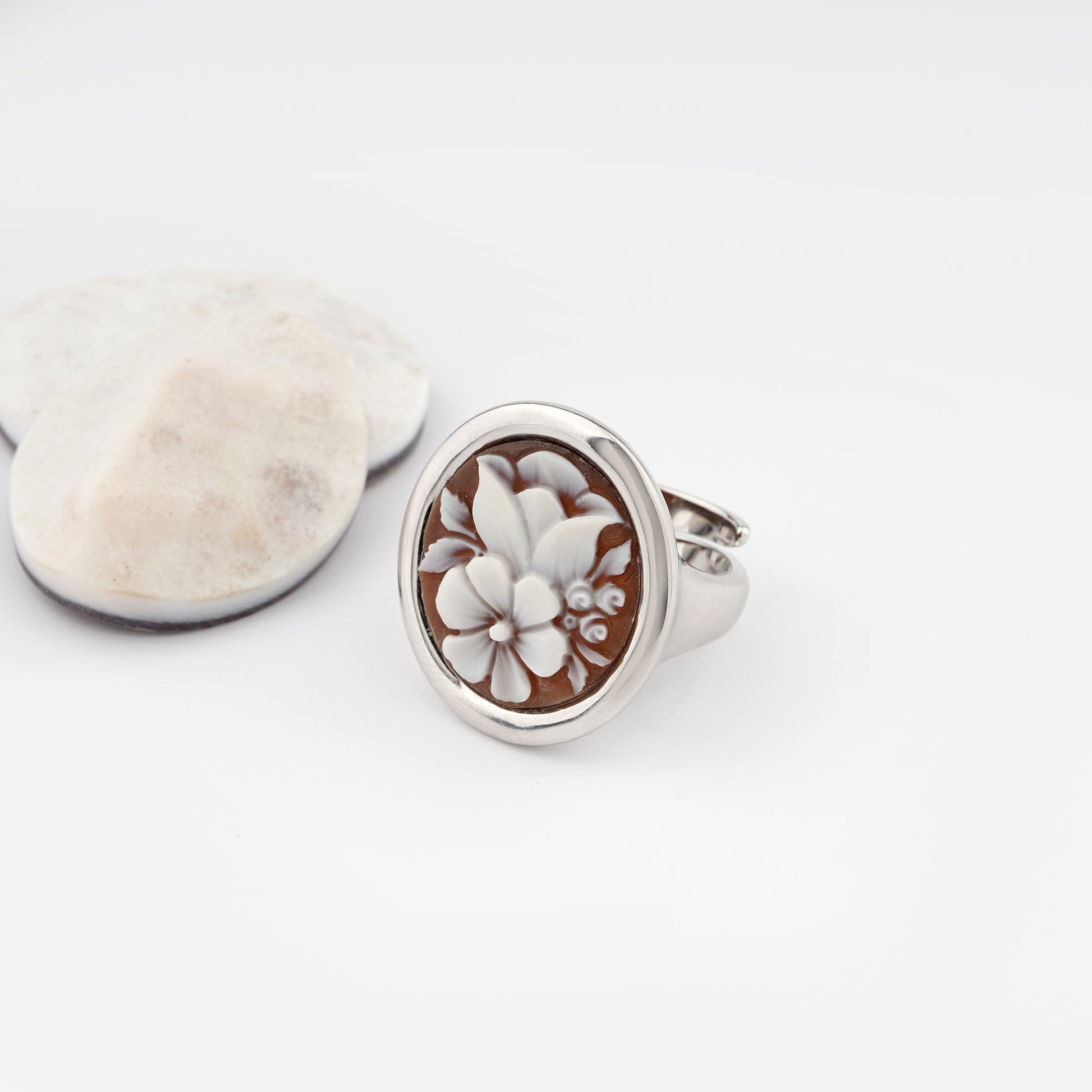 Anello-Cameo-Italiano-Romantica-Il-Piccolo-Museo-del-Cammeo-Bouquet