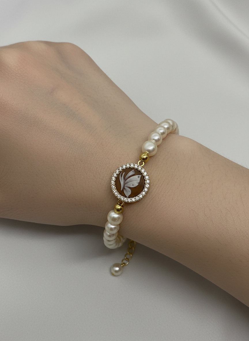 Bracciale in Perle e Cammeo incisione "Fiore"