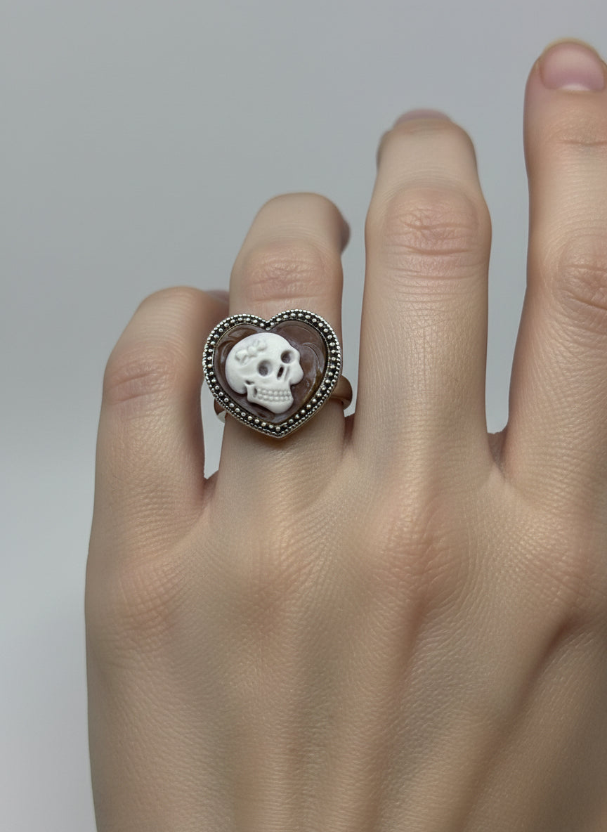 Anello in Cammeo "Incisione Teschio"