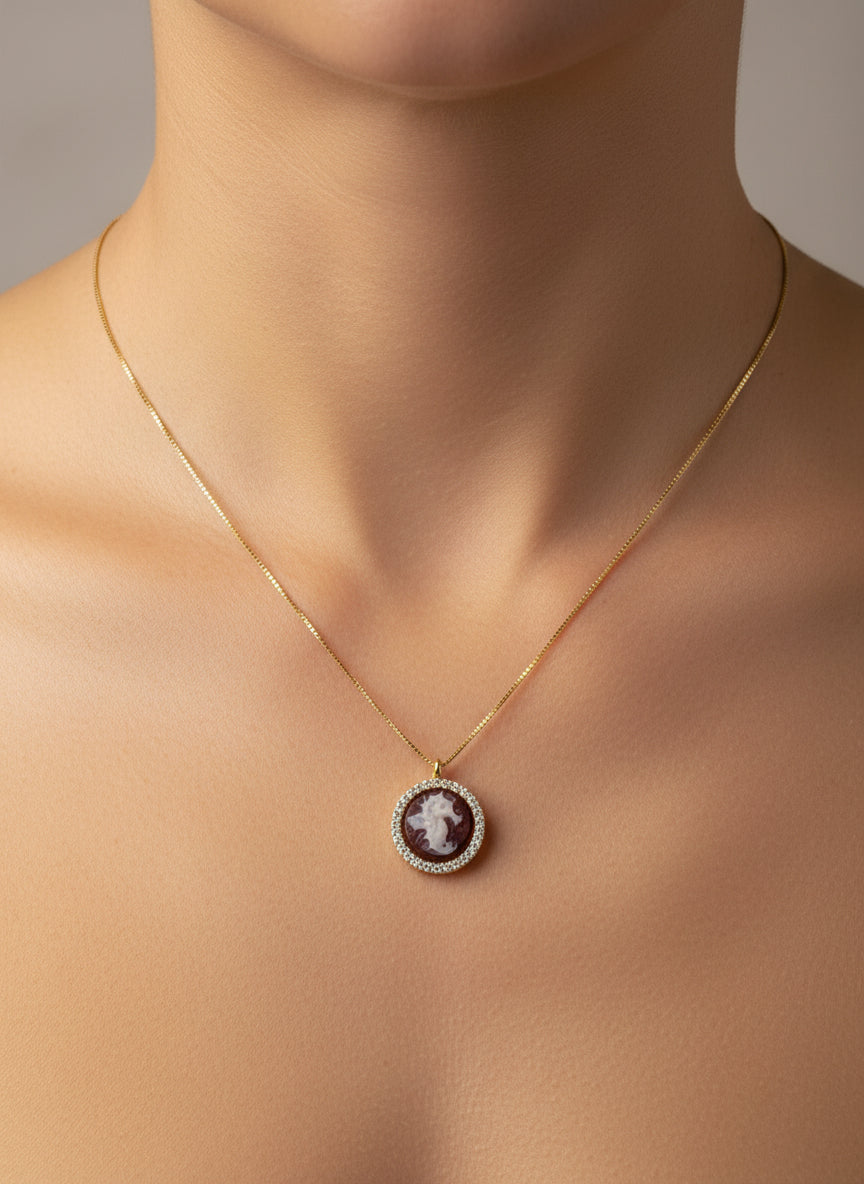 Anello in Cammeo incisione "Cavalluccio Marino"