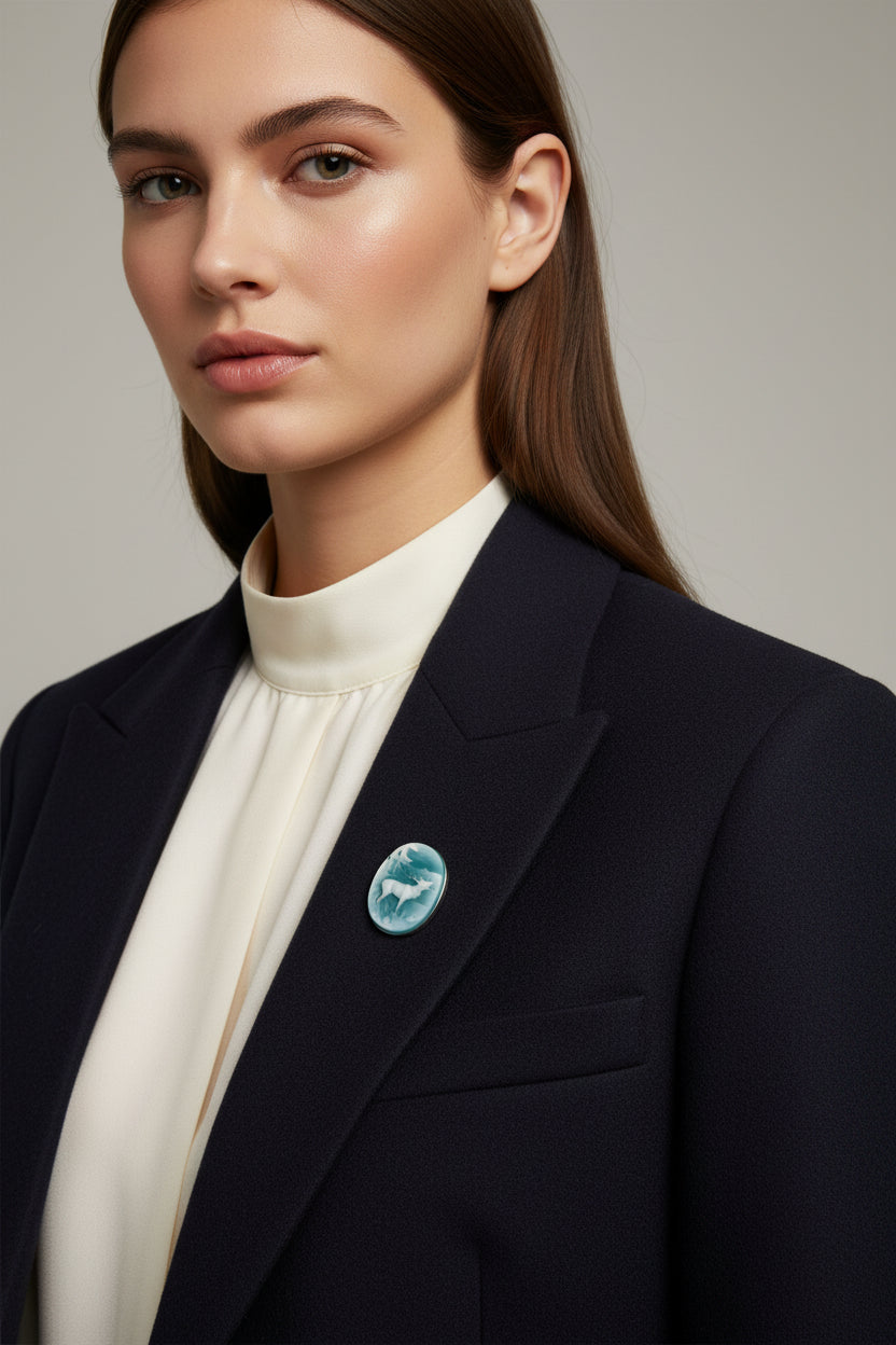 Cammeo Nudo in Agata con incisione Alce