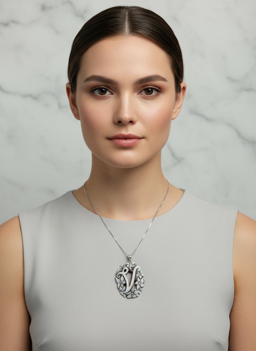 Pendente in Cammeo incisioni "Lettere" V