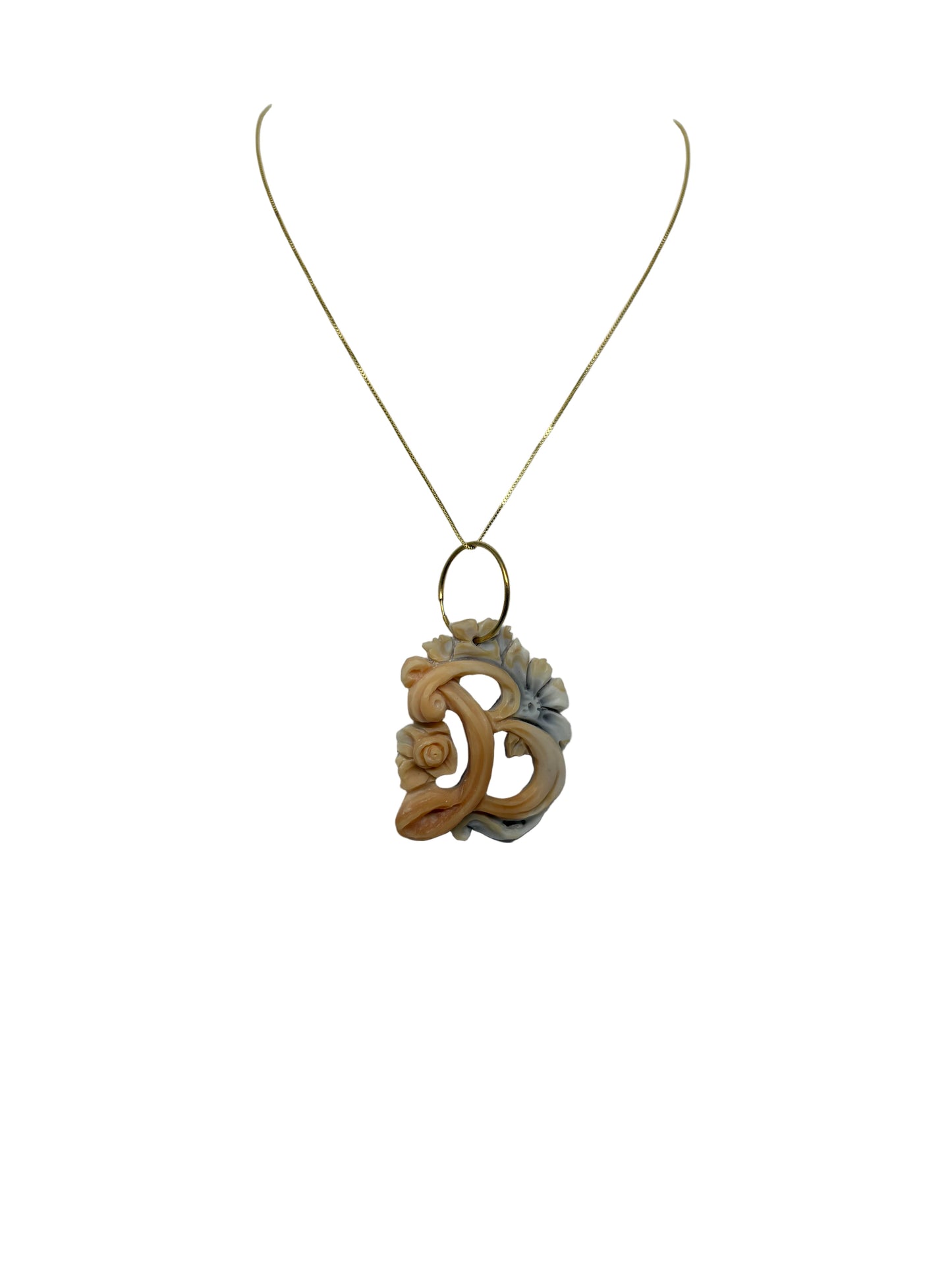 Pendente in Cammeo incisione "Lettere" B