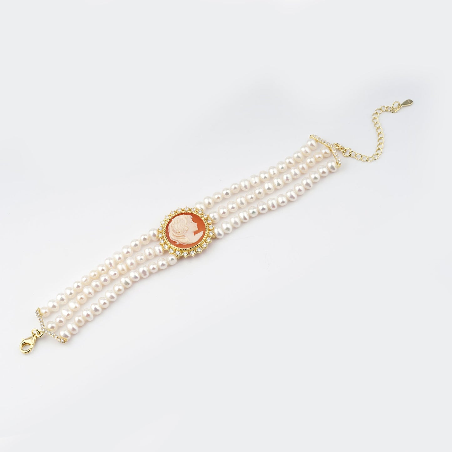 Bracciale-Ballet-Cammeo-Profilo-Donna-Cassis-Oro