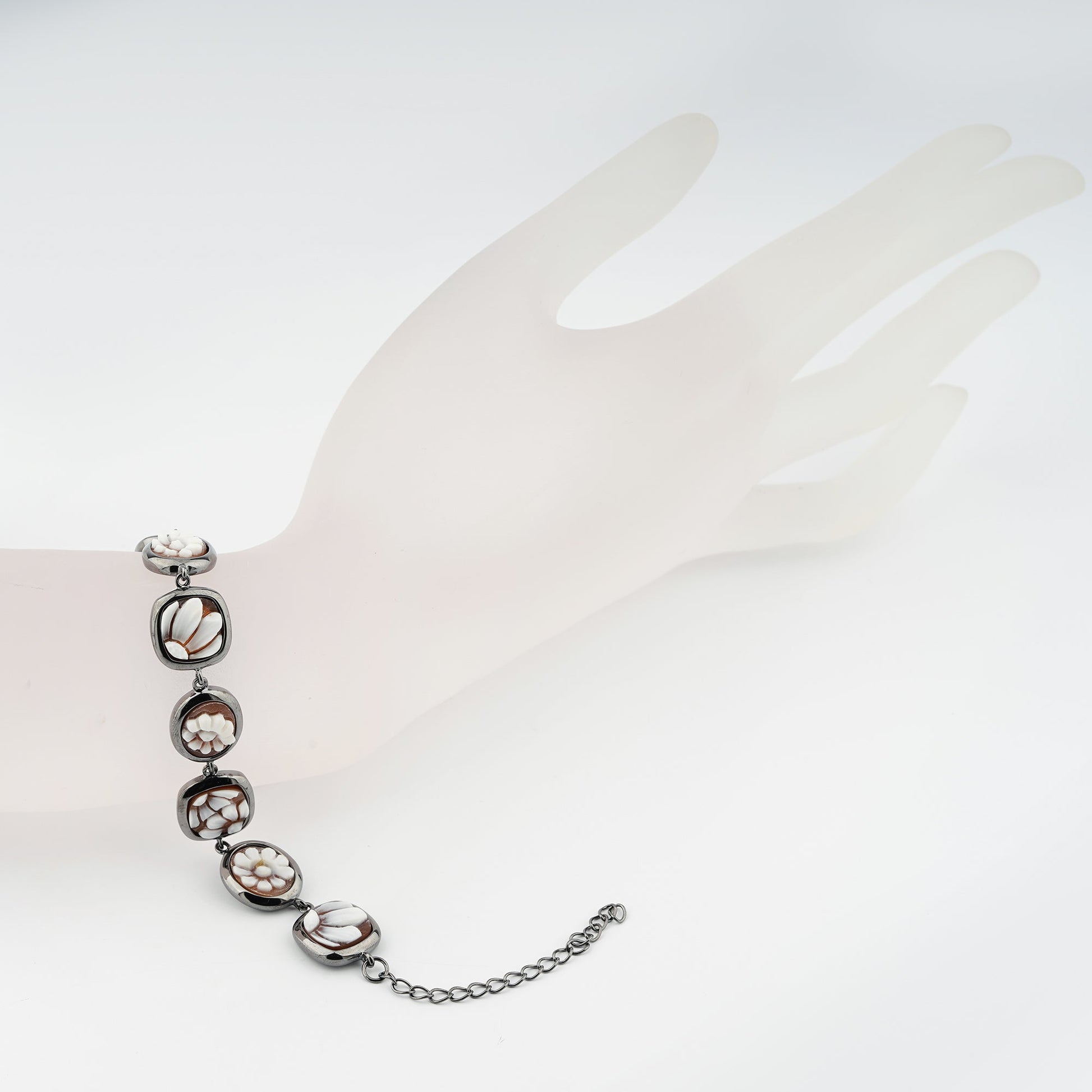 Bracciale-Classica-Cammeo-Fiori-Misti-Rodio-Nero