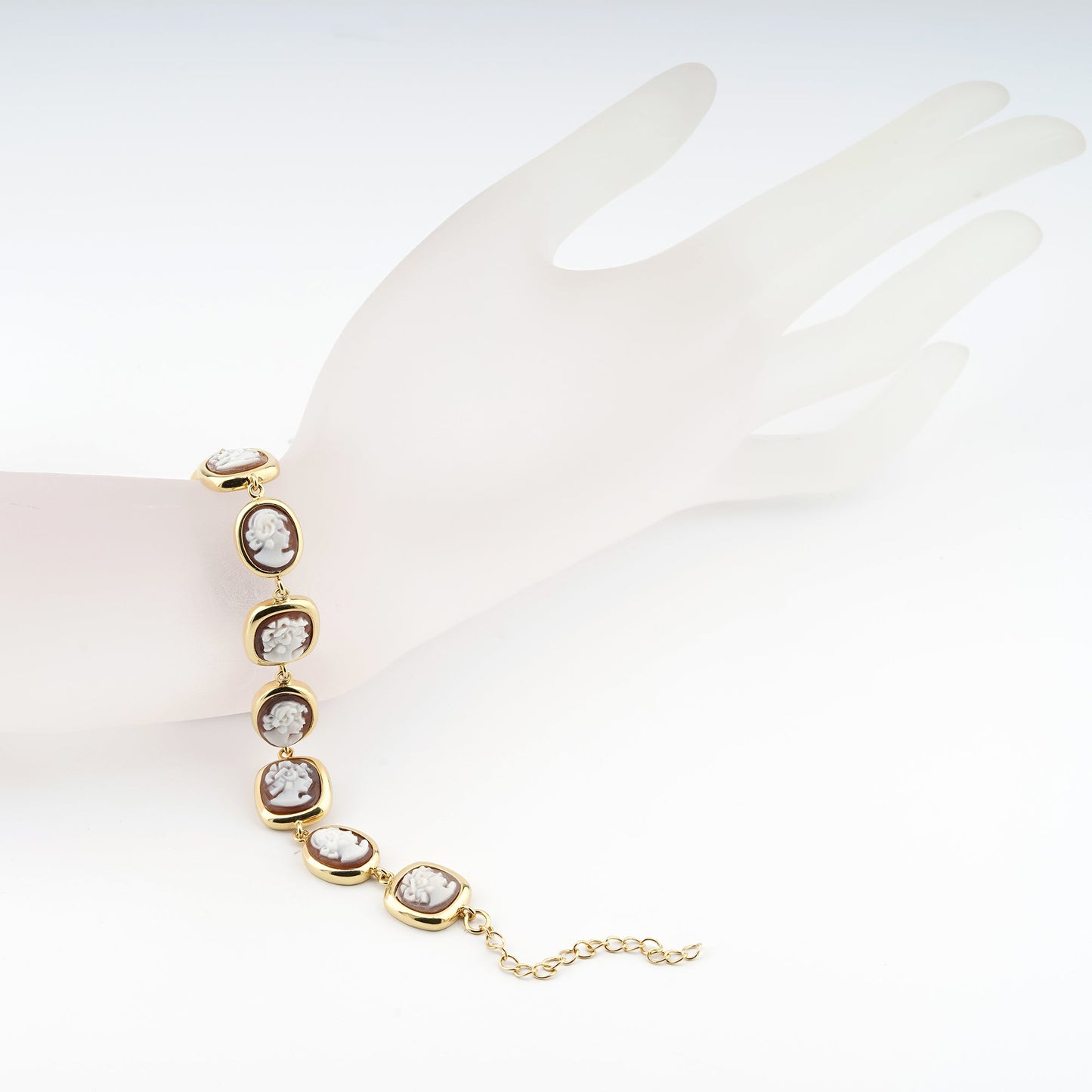 Bracciale-Classica-Cammeo-Profilo-Donna-Oro