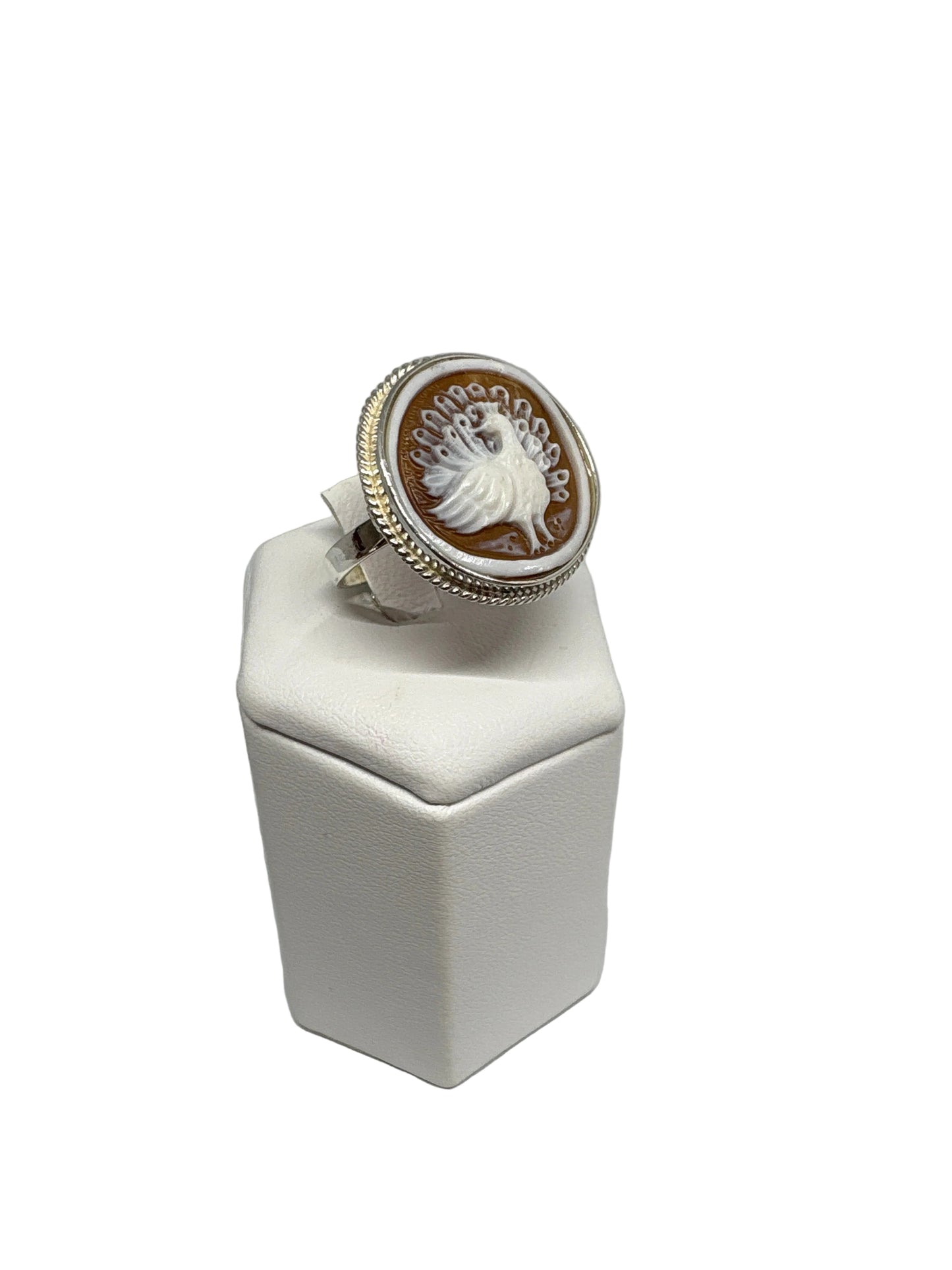 Anello in Cammeo incisione Pavone