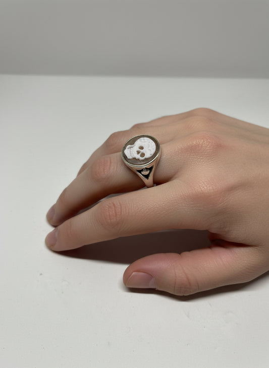Anello in Cammeo "Incisione Teschio"