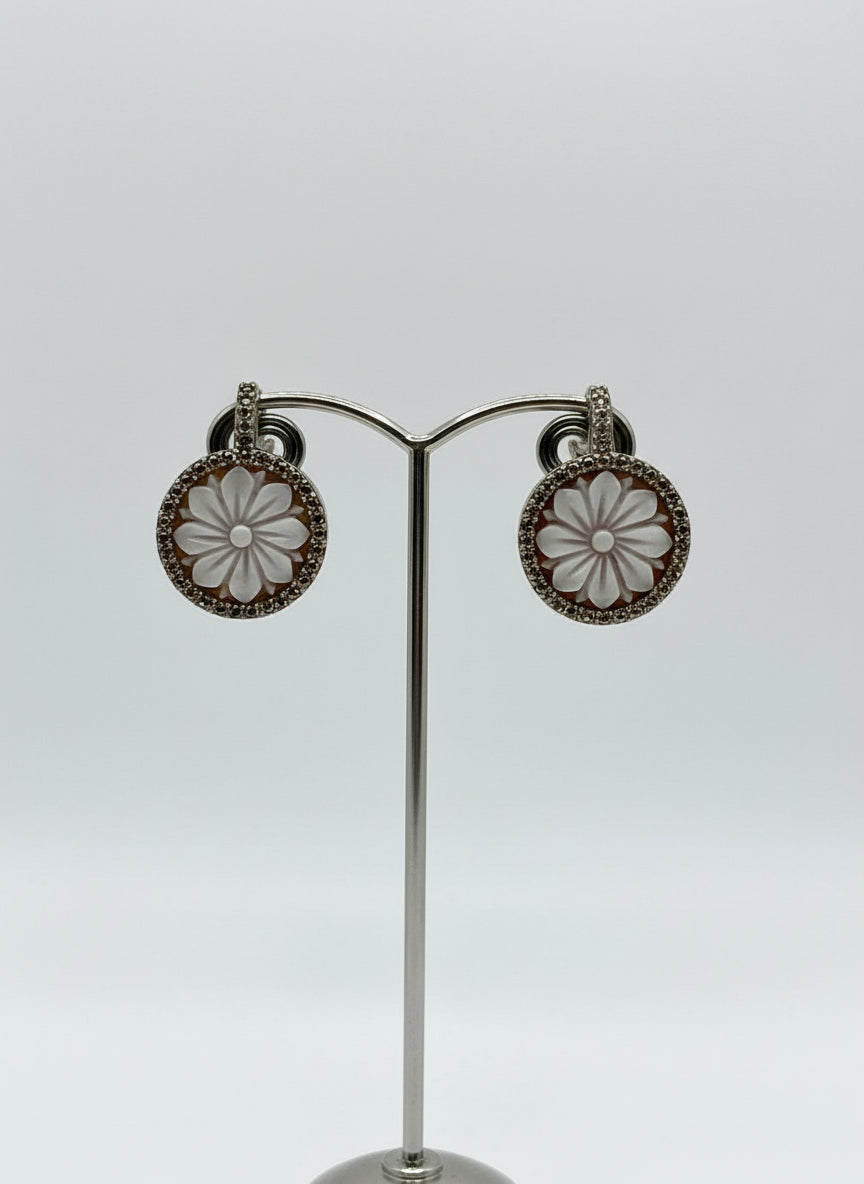 Orecchini in Cammeo incisione "Fiore"