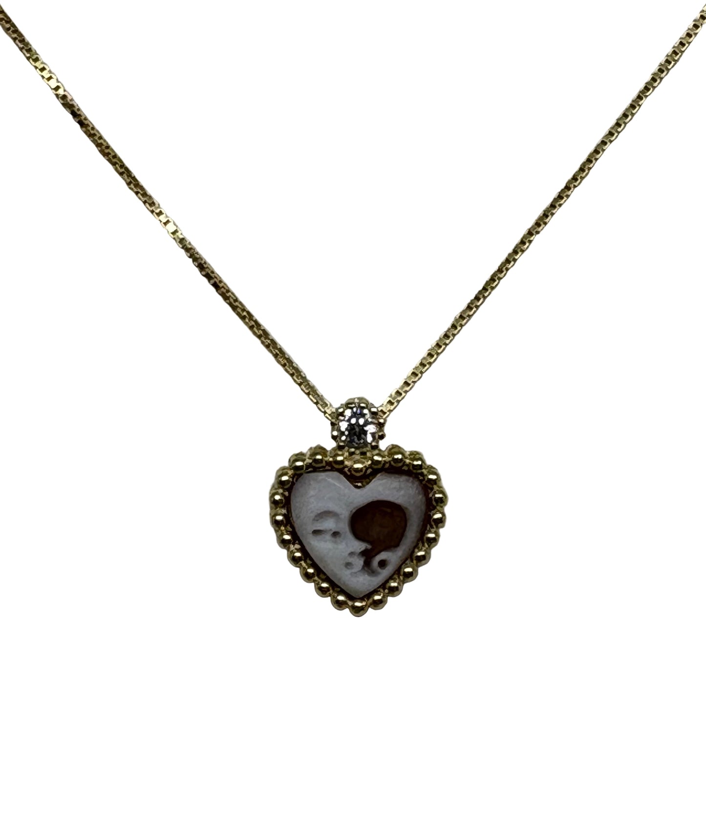 Collana in Cammeo Cuore incisione "Luna"