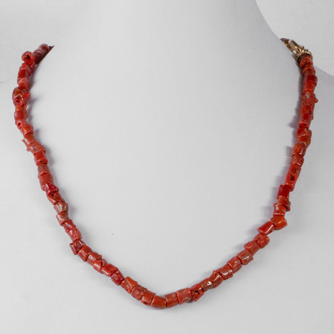 Collana-Corallo-Rosso-il-piccolo-museo-del-cammeo