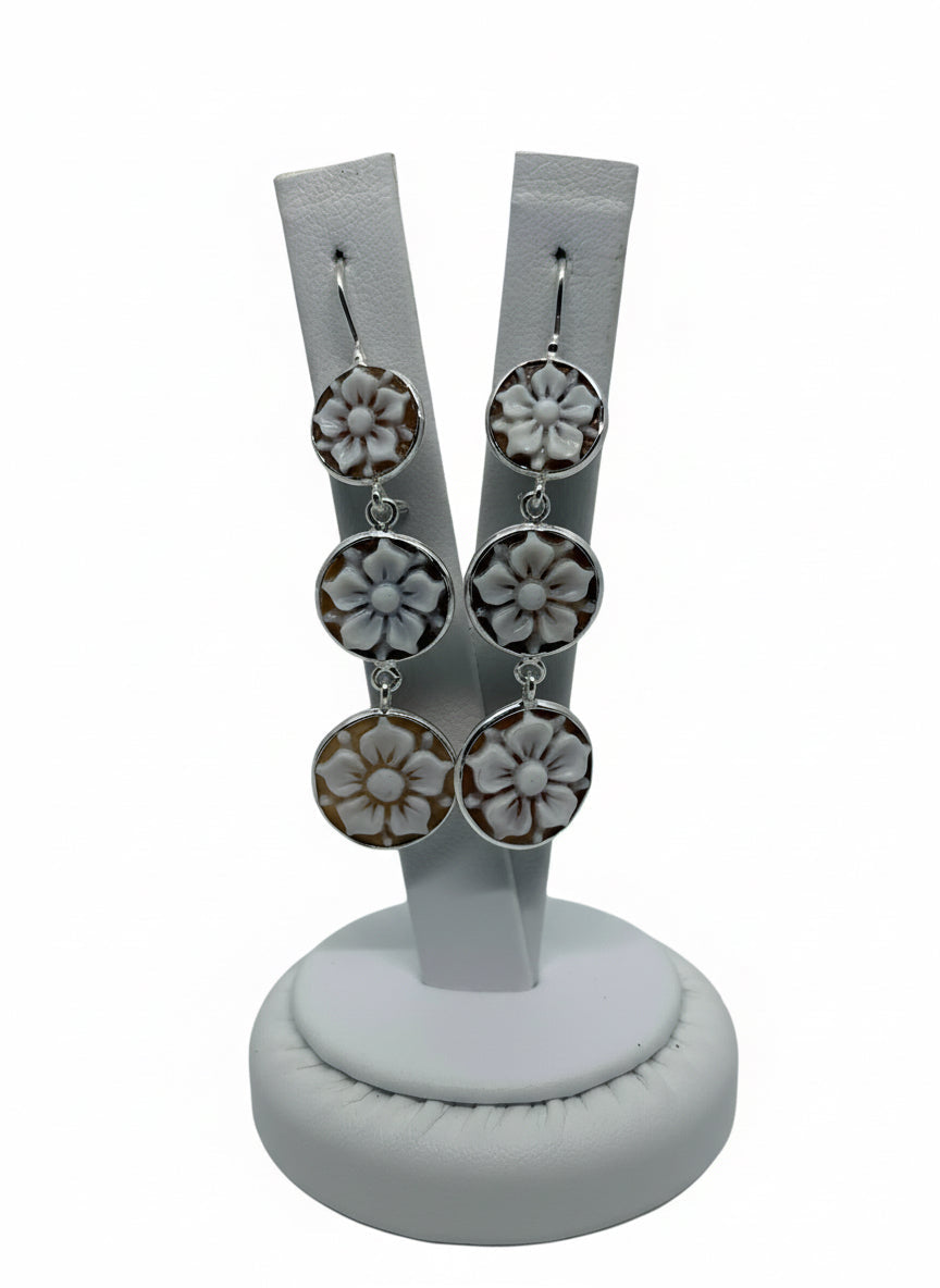 Orecchini in Cammeo incisione " Tris di Fiori"