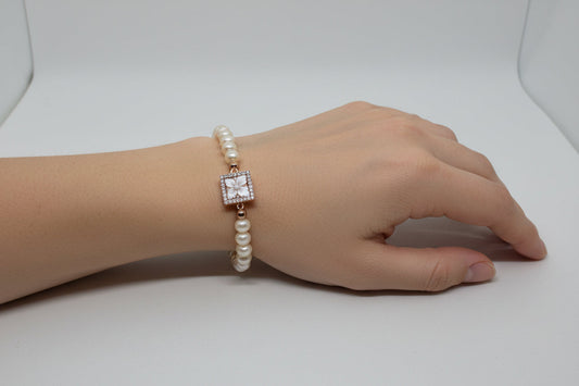 Bracciale in Cammeo incisione "Fiore"