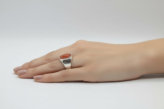 Anello Cammeo in Corallo incisione "Profilo di  Donna"