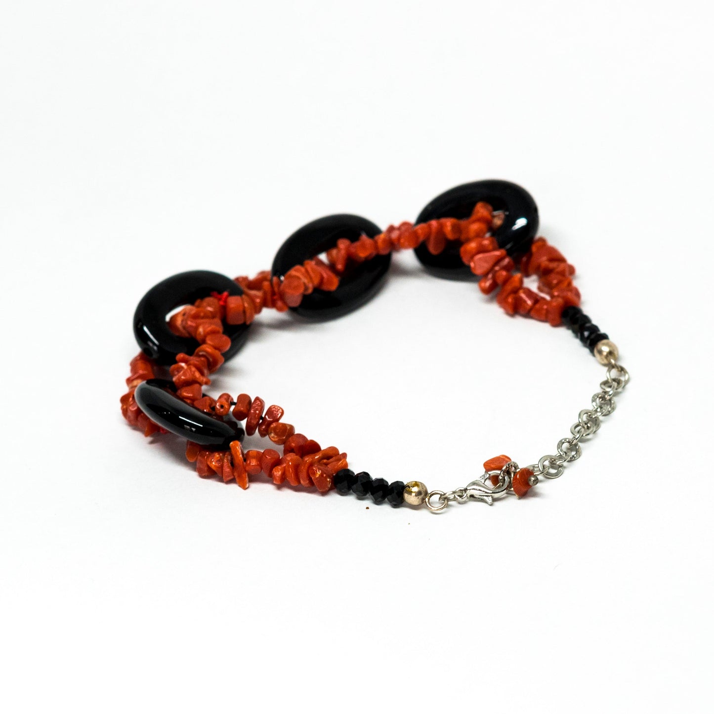 Bracciale in Agata Nera e Corallo Rosso