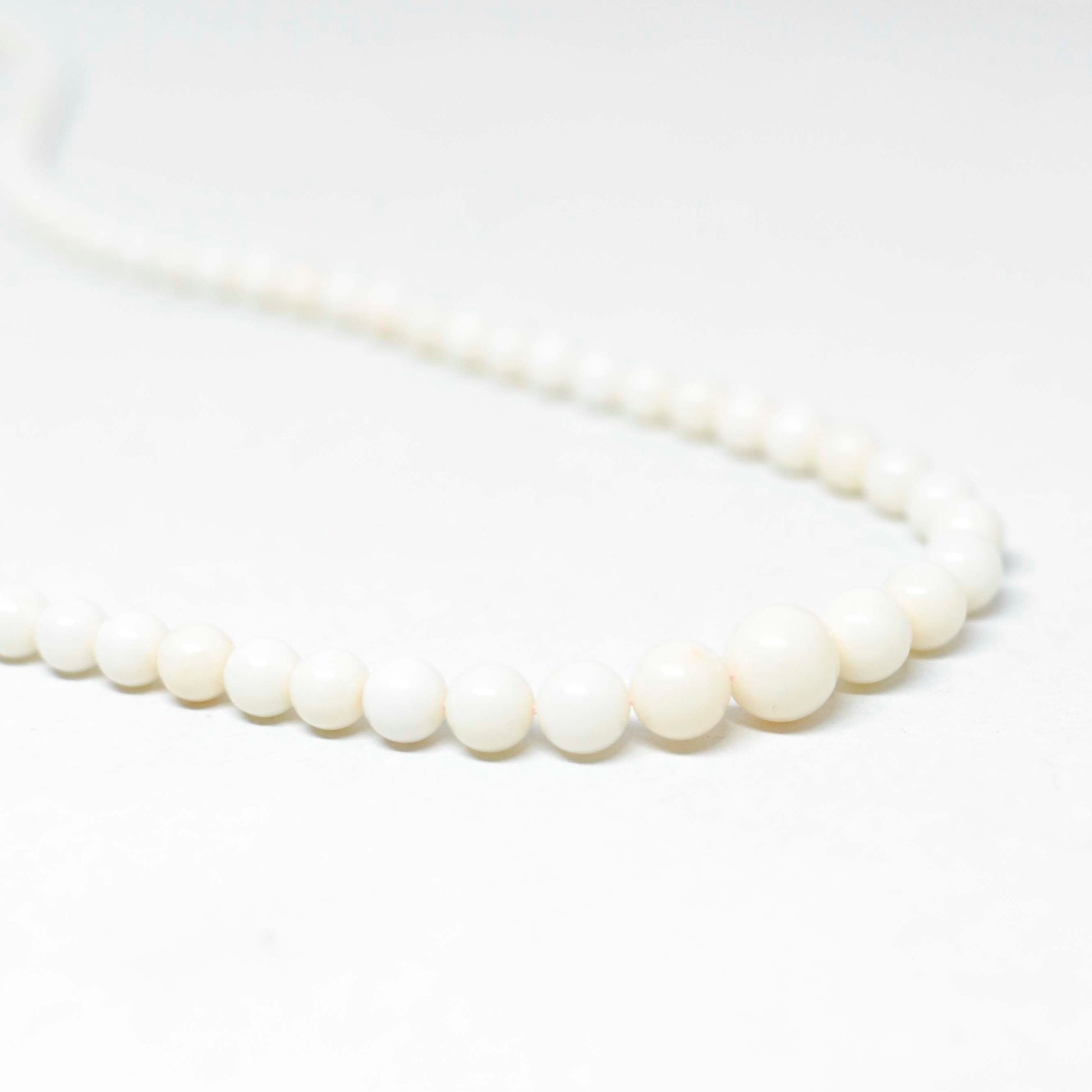 Collana Perle di Corallo Bianco