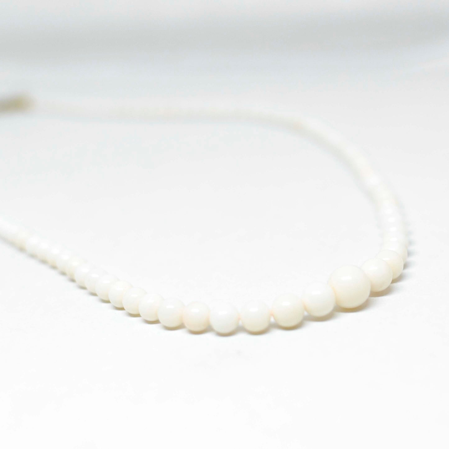 Collana Perle di Corallo Bianco